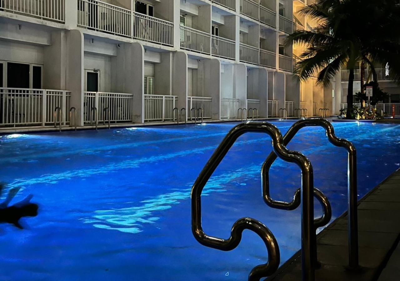 Victoria Suite At Shore Residences Pasay Exterior photo